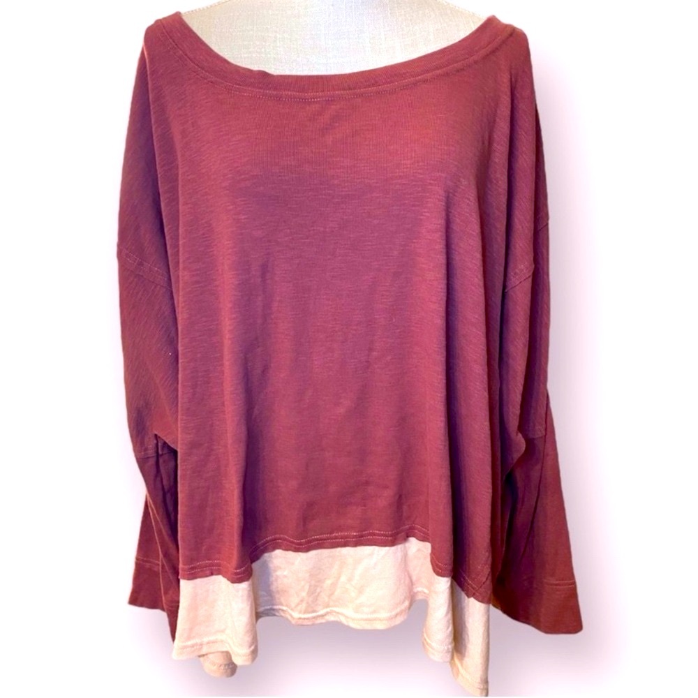 Suzanne Betro Red Long Sleeve Scoop Neck Blouse